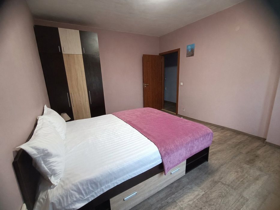 Давам двустаен апартамент под наем