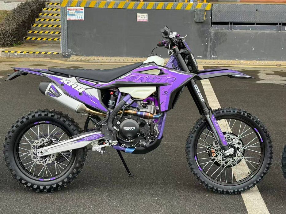 Эндуро 300 куб в отличном состоянии