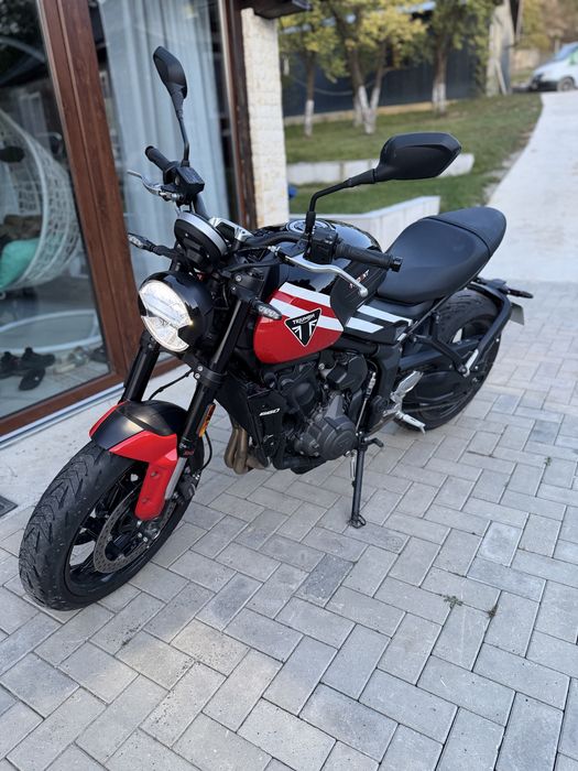 Triumph Trident 660