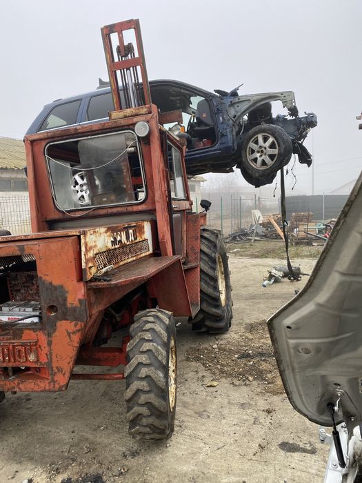 Vand manitou 5 tone moto stivuitor