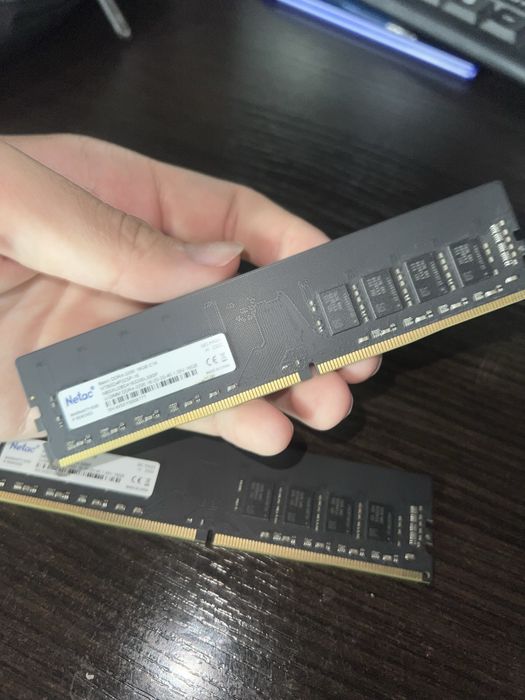 Оперативка DDR4 32Gb (16x2)