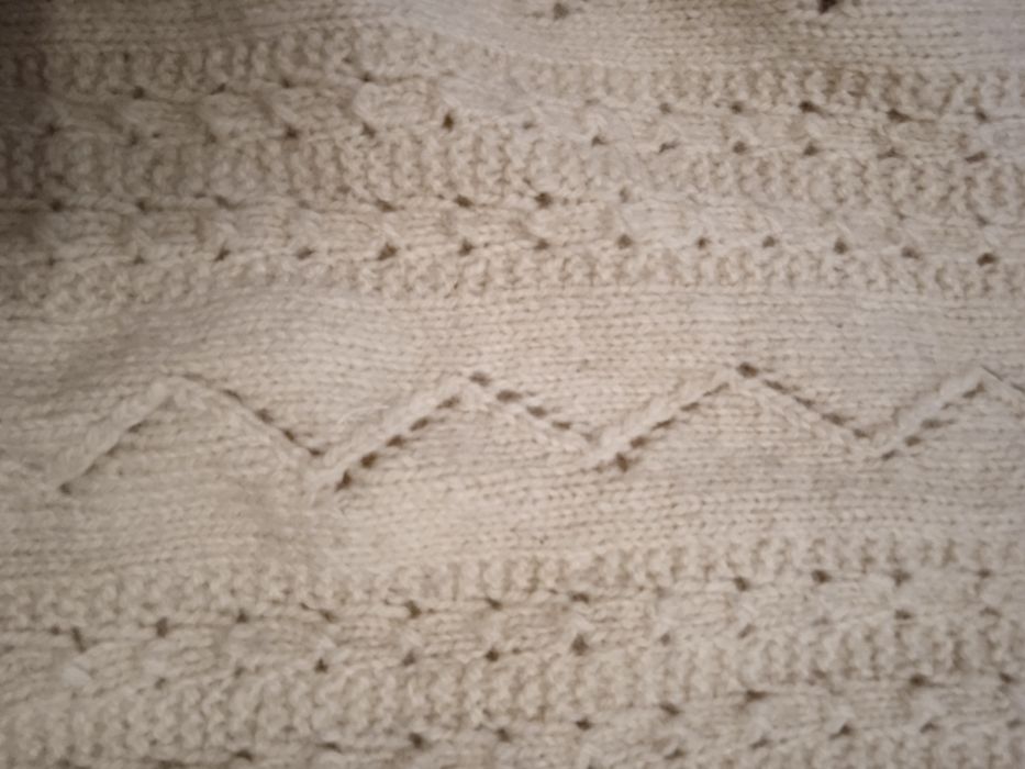 Дамско вълнено елече ,дълго