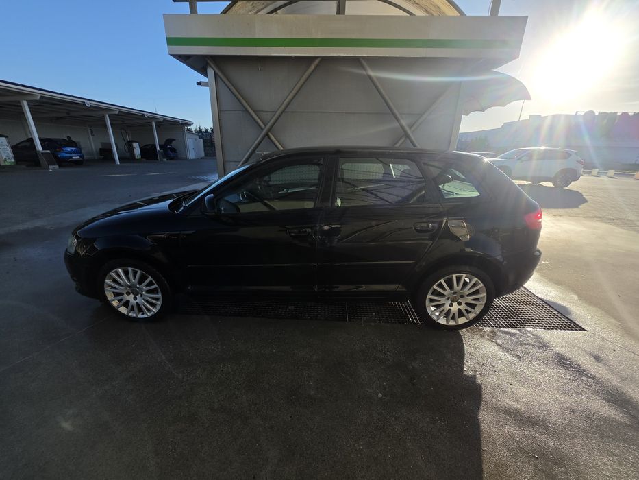 Dezmembrez Audi A3 8P  2009 + Facelift  interior S-line 2.0 tdi CBAB  manual