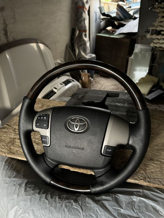 Запчасти салона Land Cruiser 200