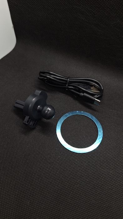 Магнитно зарядно за iPhone НОВО ! ! !