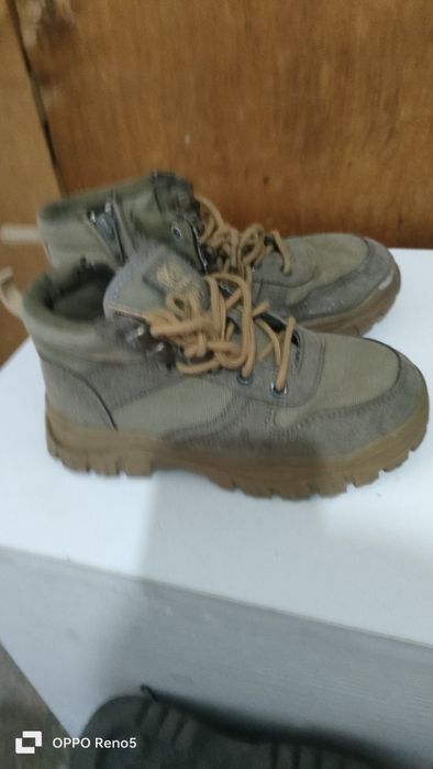 Балалар аяқ киімдері