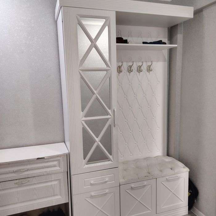 Продается прихожка