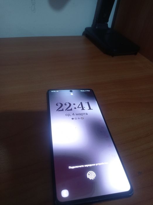 Продам samsung s10 lite