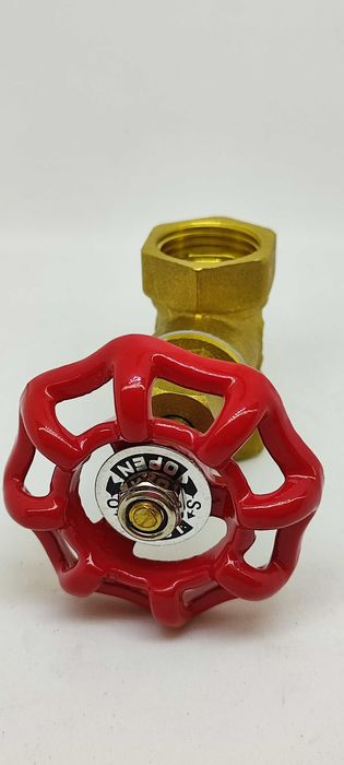 Вентиль запорный латунный муфтовый 15Б3р DN15 PN16 - DN50 PN16