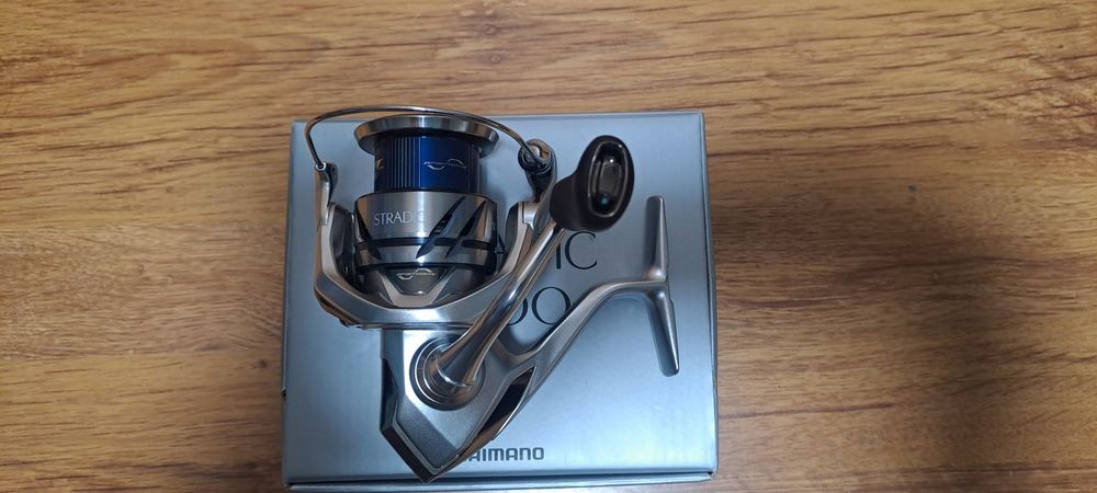 Макара Shimano Stradic 2500 FM