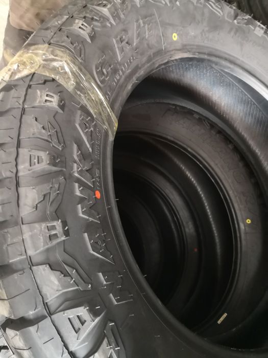 275 60 20 цола гуми A/T all terrain  за всички терени 4 броя
