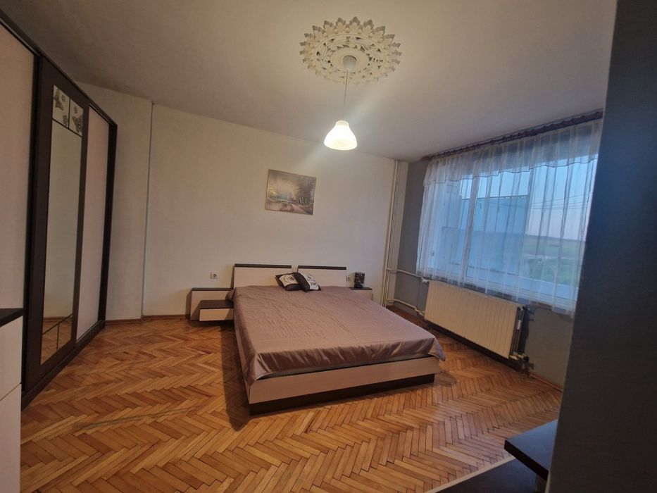 Дава се под наем Тристаен апартамент в Плевен, Идеален център - 80 кв.м за 408 € - Снимка #4