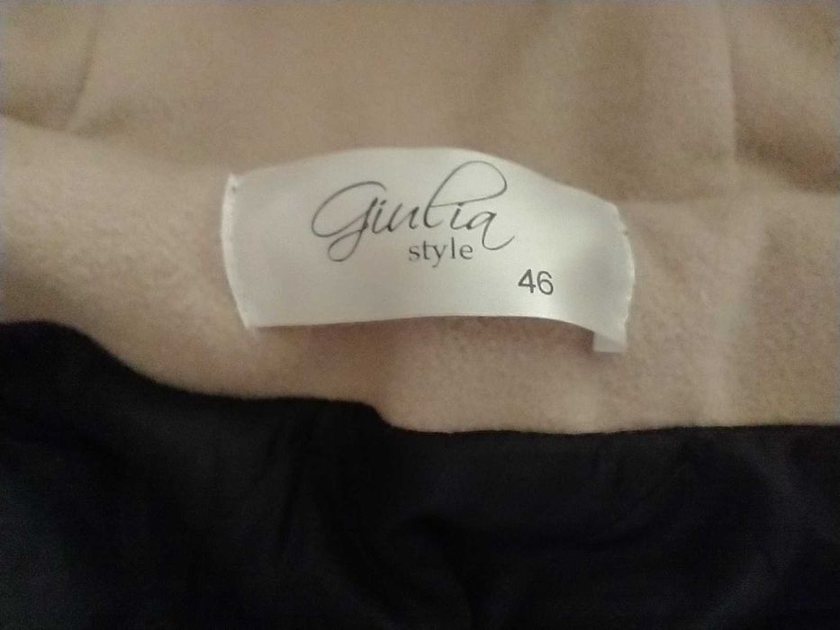 Jacheta Palton lina bej,captusit, gluga, buzunare CA NOU - 395 lei