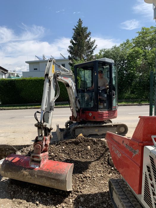 Lucrari excavator