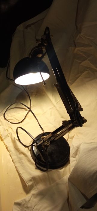 Lampa (veioza) birou brat reglabil