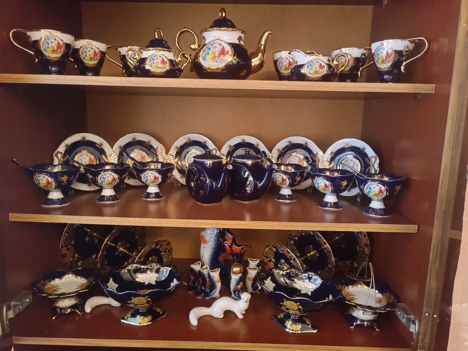 Уй жихозлари срочно сотилади