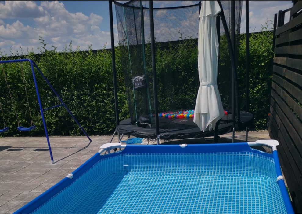 Trambulina de exterior cu husa si scara