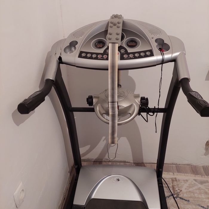 Продам беговую дорожку