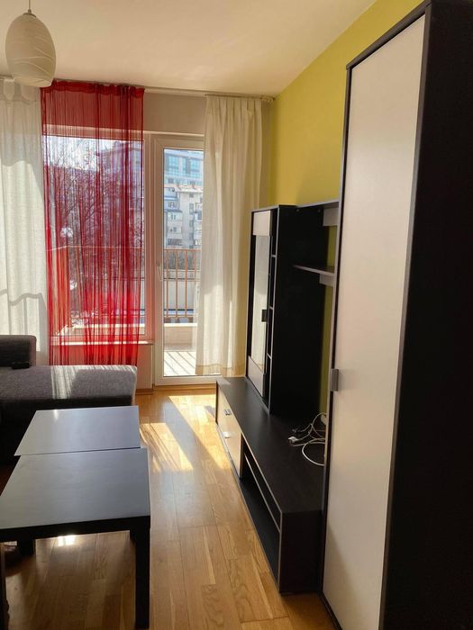 Тристаен апартамент в ж.к. Хладилника.