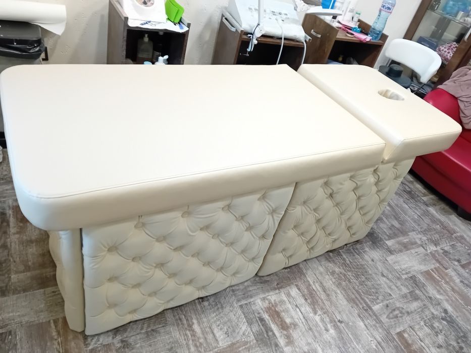 Масажна кушетка/ Луксозна