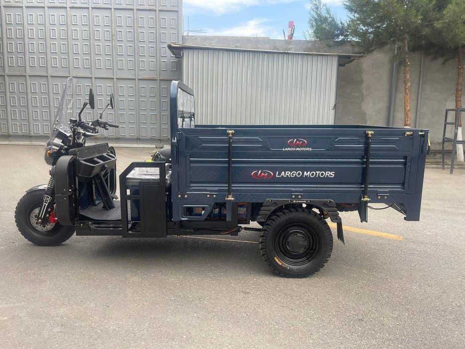 Largomotors motorollari sotuvda