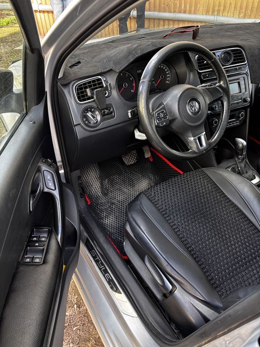 Volkswagen Polo Sedan, рестайлинг