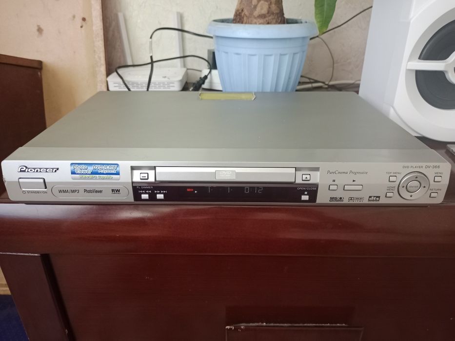 Проигрыватель Pioneer CD/DVD player