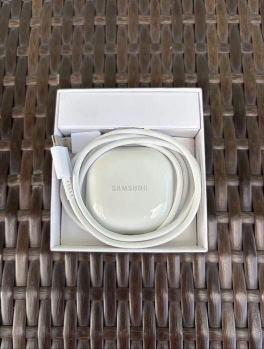 Samsung Galaxy Buds FE