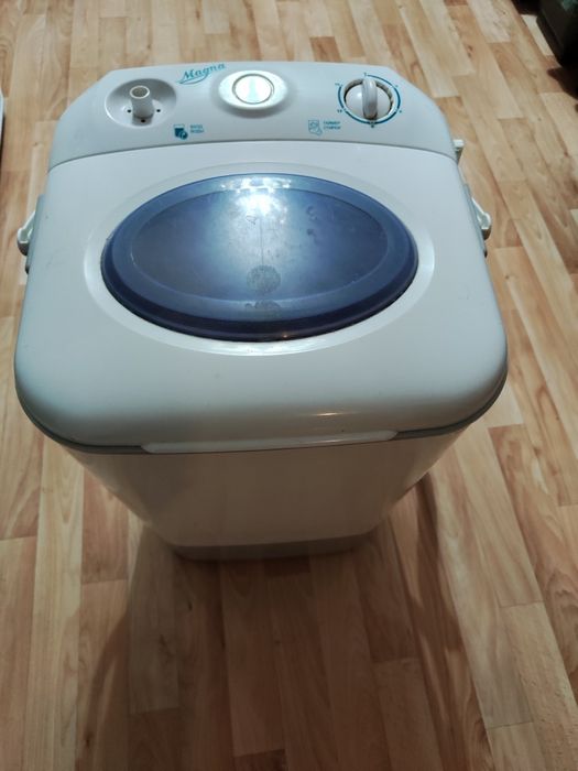 Продам стиральную машинку малютка