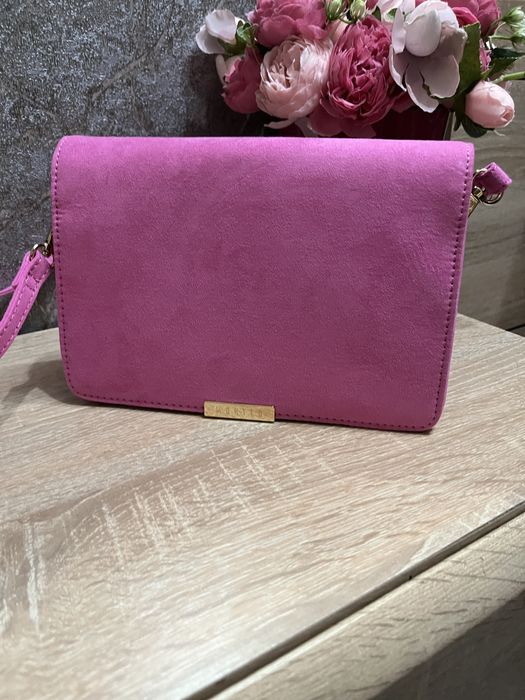 Дамски чанти Mohito