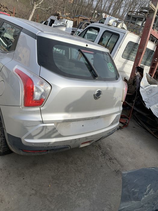 Pise Ssangyong tivoli 2019 motor 1.6 benzina 173.910
