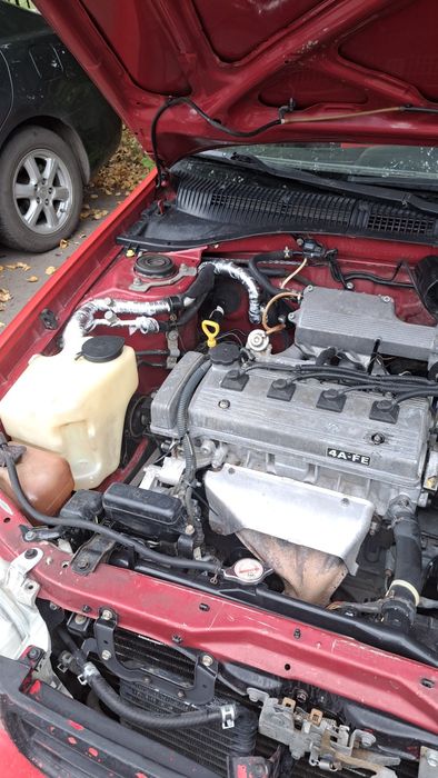 Тойота Карина е 1997г