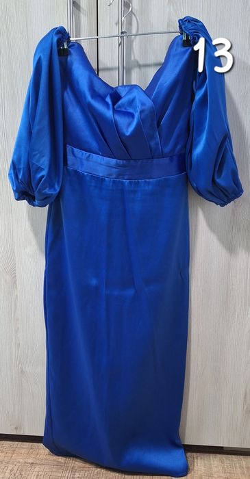 Vând rochii/salopeta