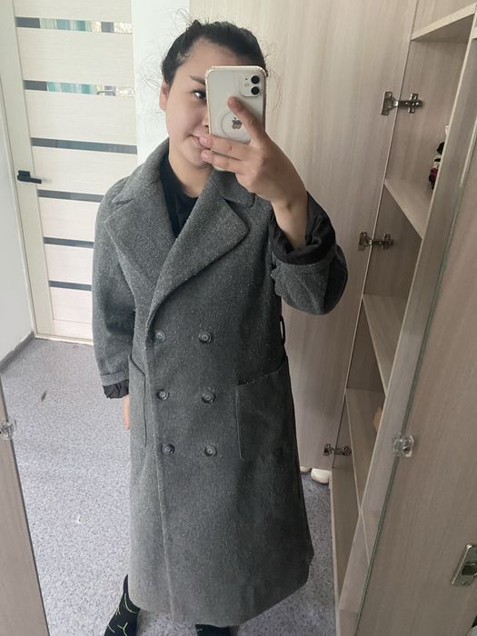 Пальто,1-2киілген тек сапасы жақсы!