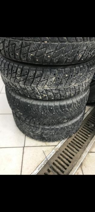 Продам срочно резину 13 размер