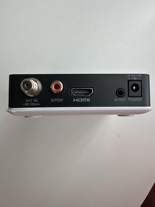 Комплект спутникового телевидения AlmaTV