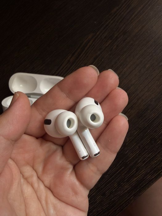 Air pods Pro (1 поколение)