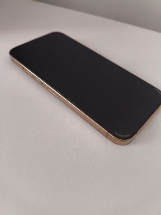 Айфон 13 про Макс 256 Гб.