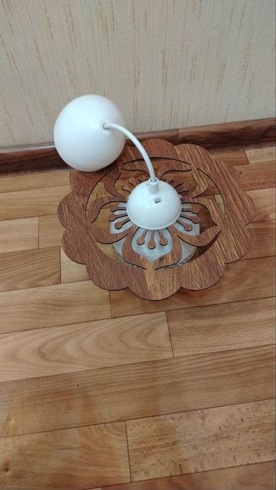 Люстра одиночная