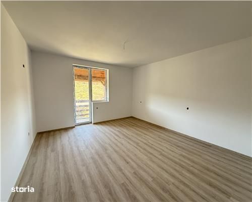 Vand casa tip duplex - teren de 255 mp - Cisnadie