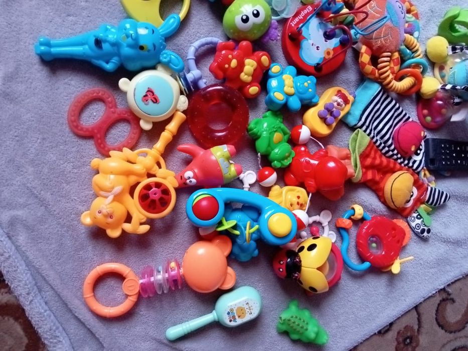 Игрушки погремушки