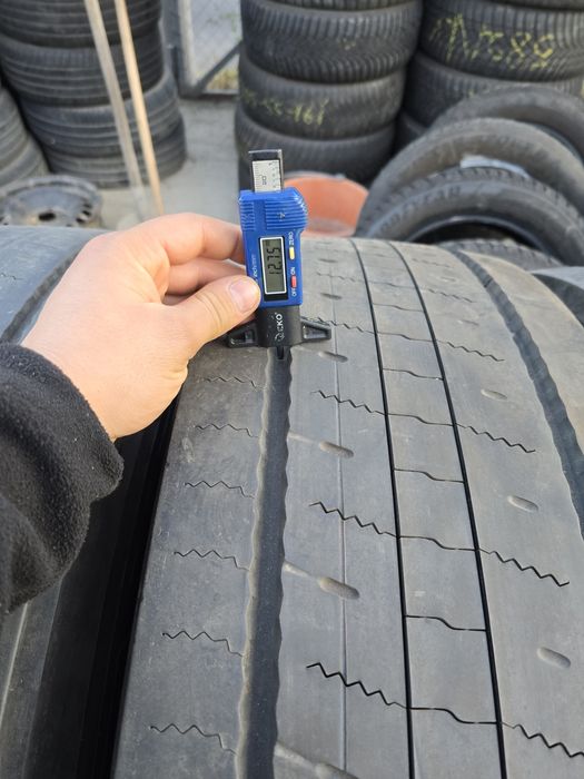 Anvelope de directie 295-80r22.5 Bridgestone