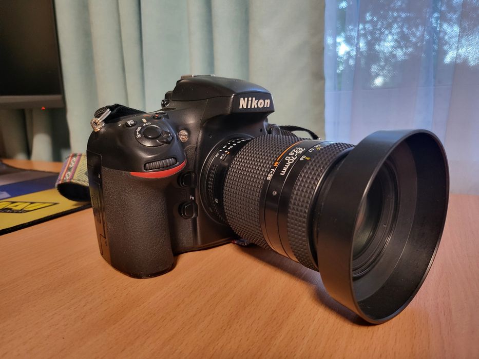Фотоаппарат Nikon D800E с обьективами