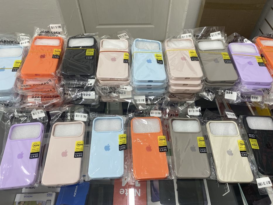 Айфон 17 Про ХР Чехол