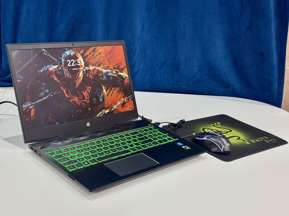 Мощный Игровой HP / Core i5 / SSD+HDD/ Ноутбук в Идеале