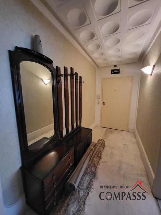 Продава се Многостаен апартамент в Добрич, Център - 120 кв.м за 892 €/кв.м - Снимка #4