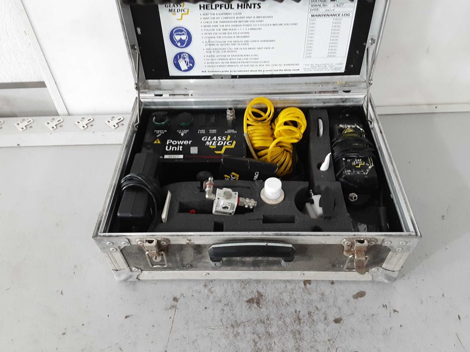 Комплект за лепена на стъкло - GLASS MEDIC