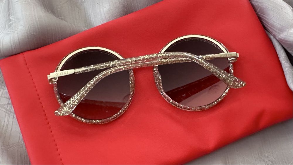 Дамски слънчеви очила GUESS