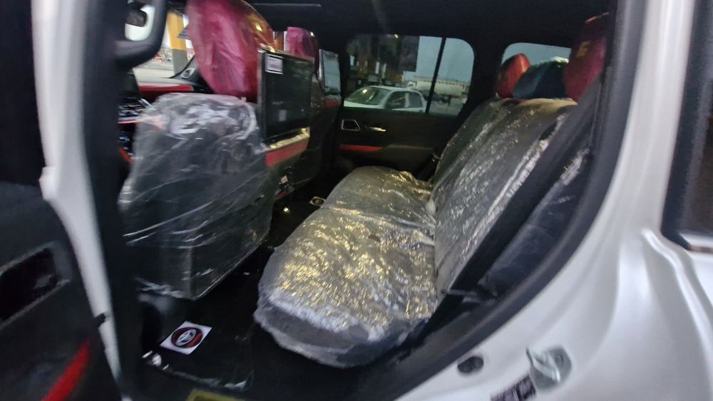 Тоуота Land cruiser 300 GXR Японка Vx  Машина Идиал как новая  2024год