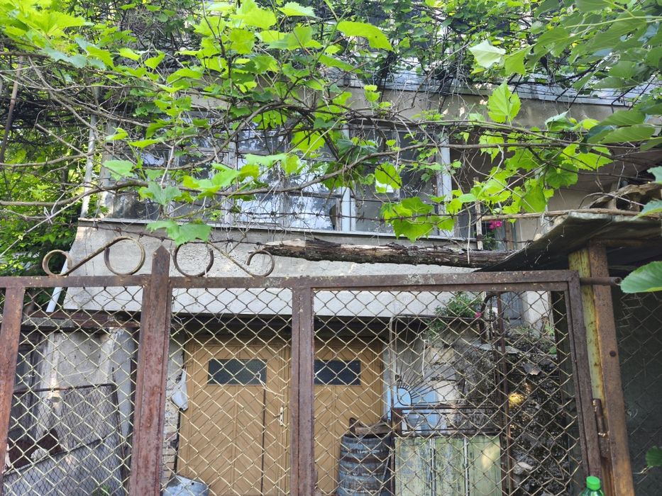 Продава се Къща в Разград, Варош - 700 кв.м за 132 €/кв.м - Снимка #1